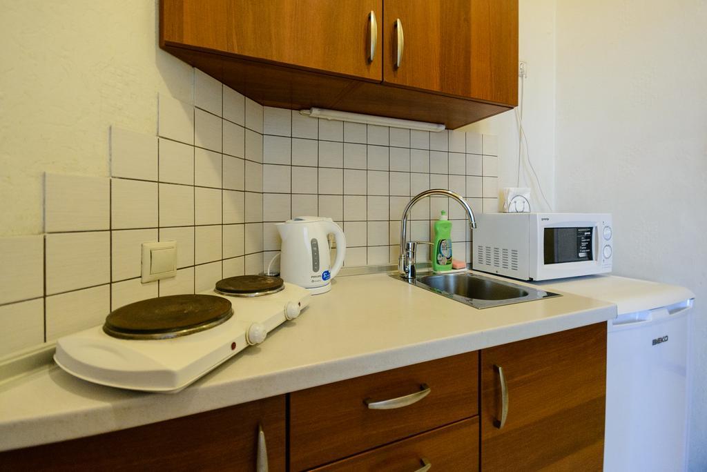 Простора 3 Кімнатна Біля Майдану Незалежності Apartment Kiev Exterior foto